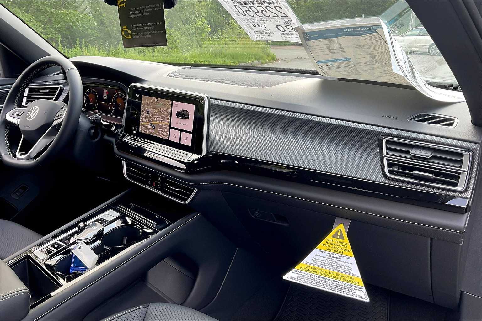 2025 Volkswagen Atlas Cross Sport 2.0T SEL - Photo 10