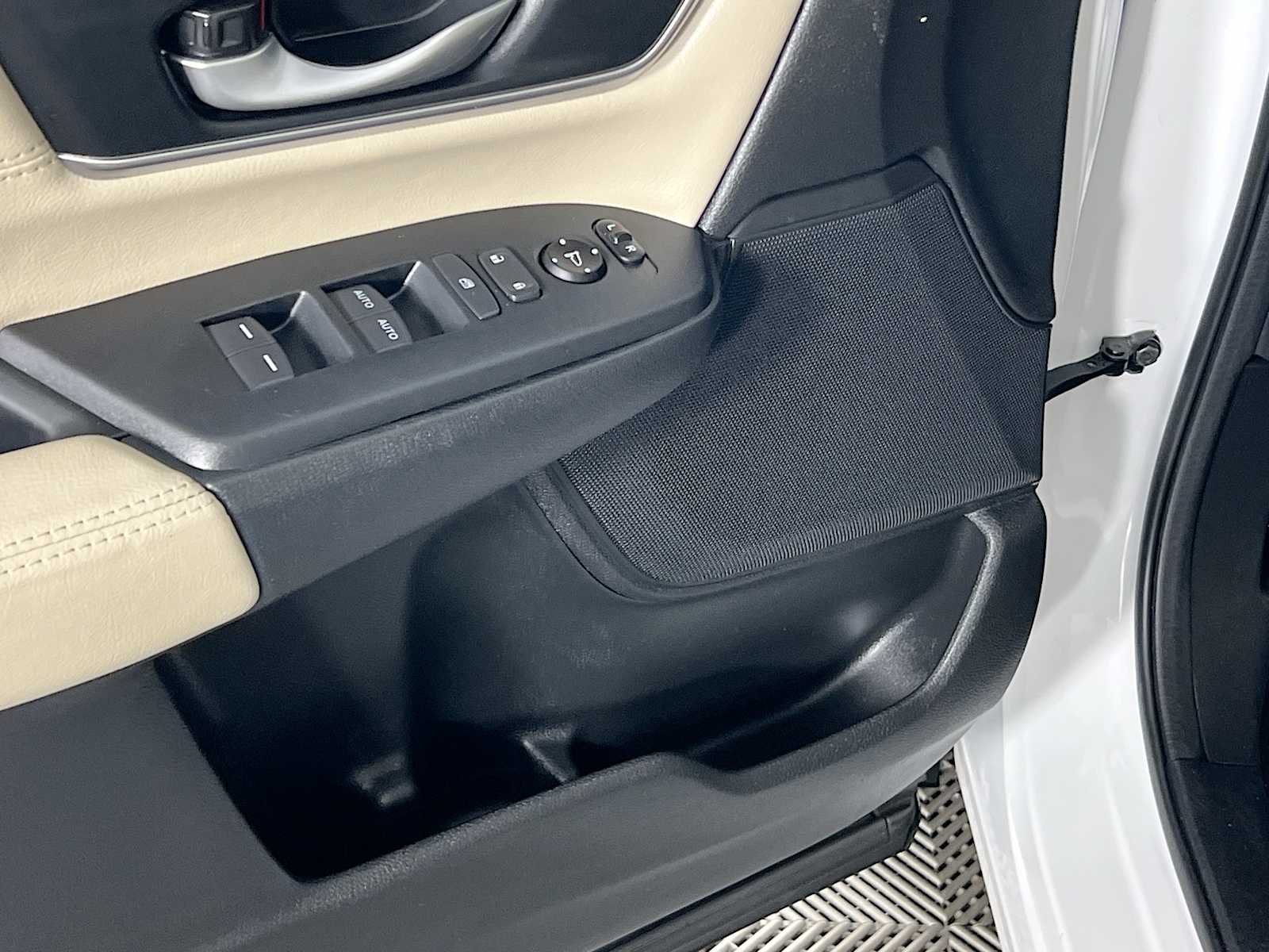 2020 Honda CR-V EX - Photo 18