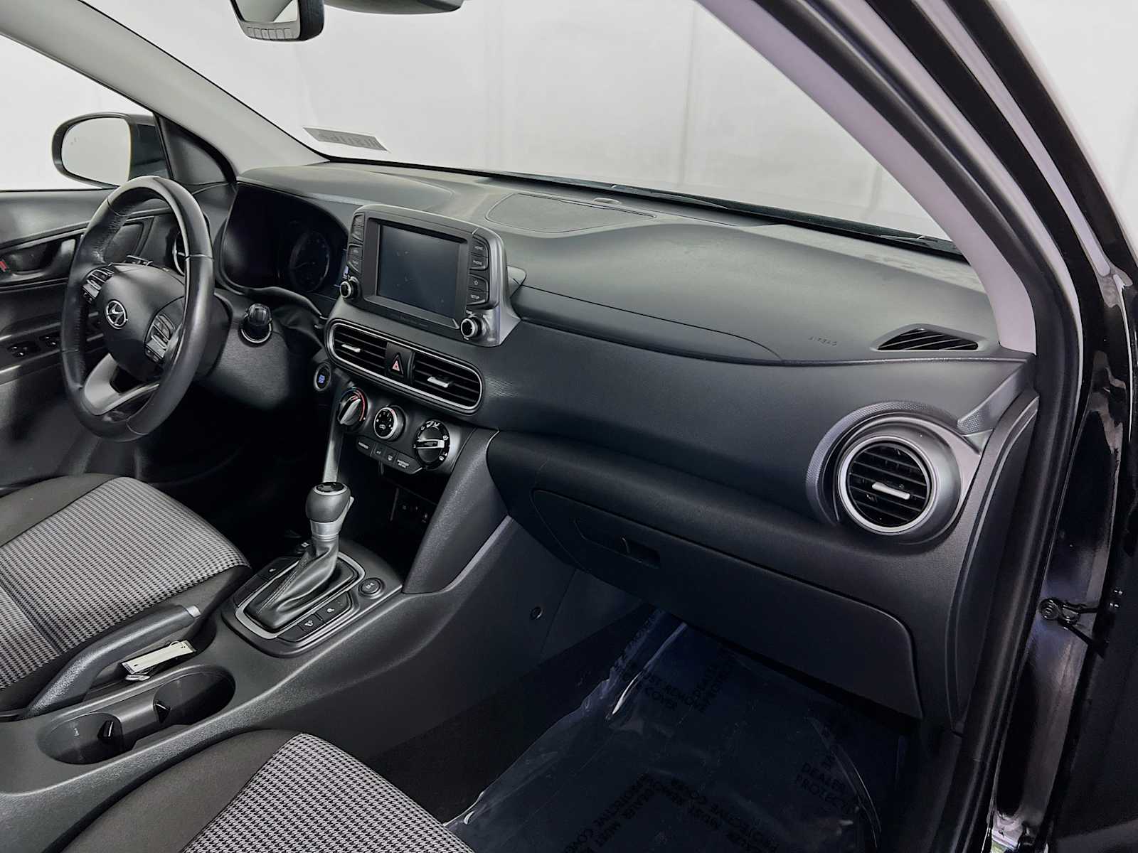 2021 Hyundai Kona SEL Plus - Photo 29