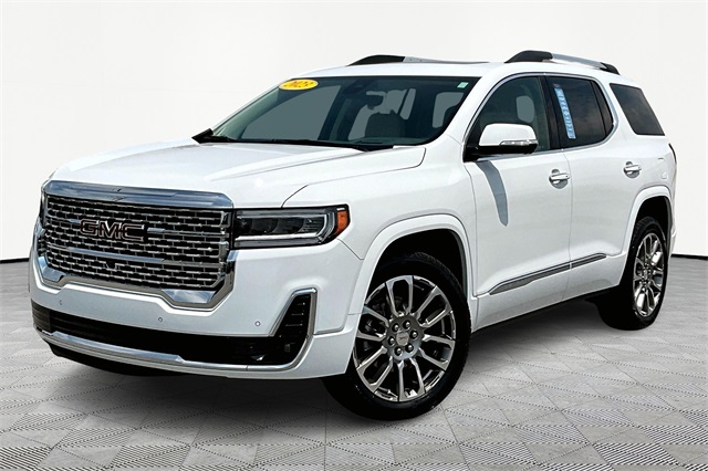 2023 GMC Acadia Denali - Photo 3