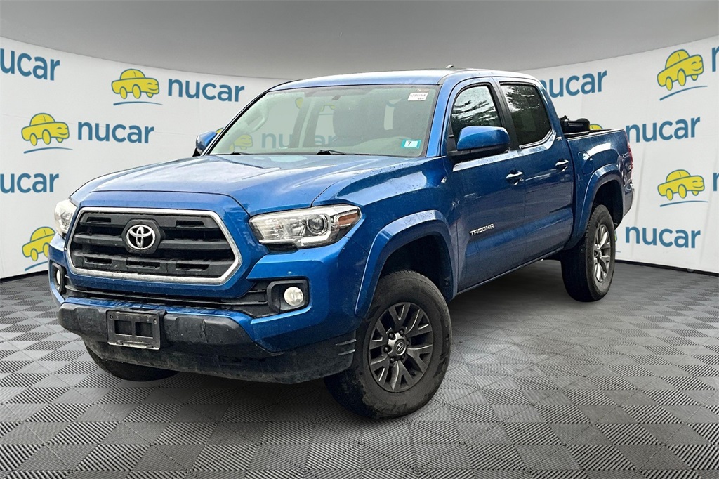 2017 Toyota Tacoma SR5 - Photo 2