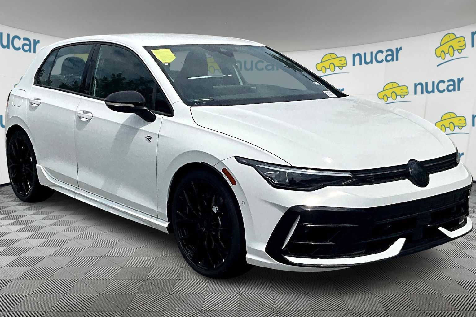 2025 Volkswagen Golf R Black Edition - Photo 1