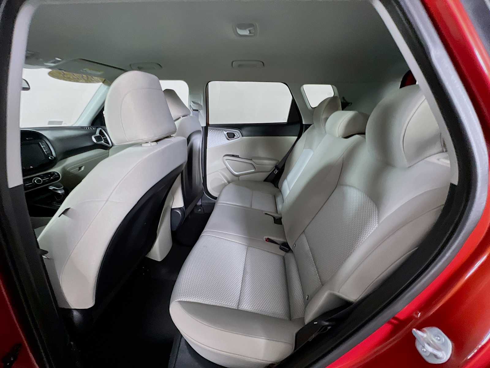 2023 Kia Soul LX - Photo 23