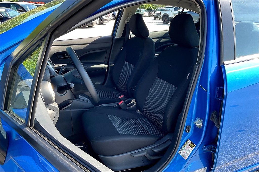 2024 Nissan Versa 1.6 S - Photo 9
