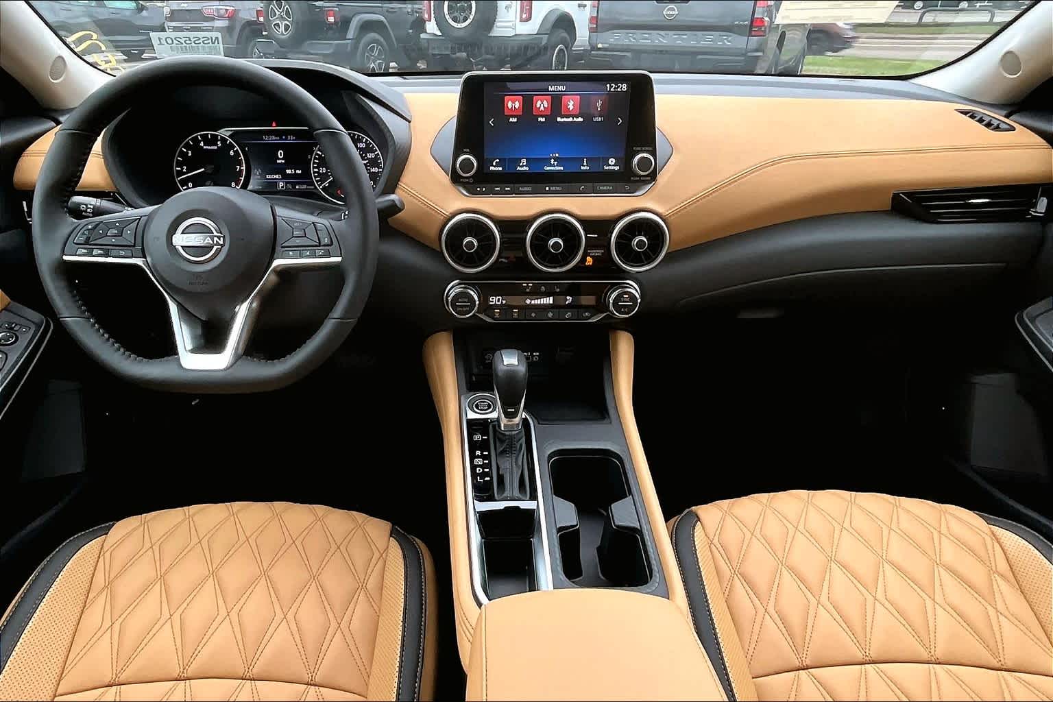 2025 Nissan Sentra SV - Photo 12