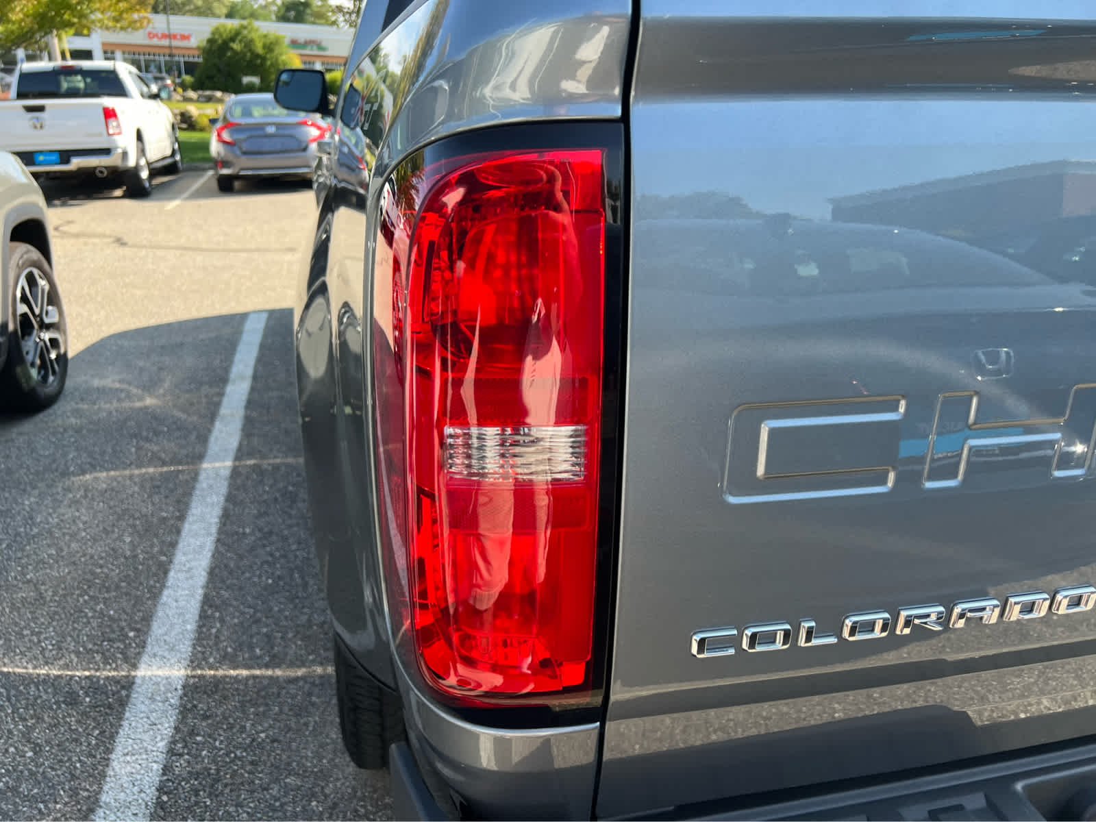 2022 Chevrolet Colorado 4WD LT - Photo 14