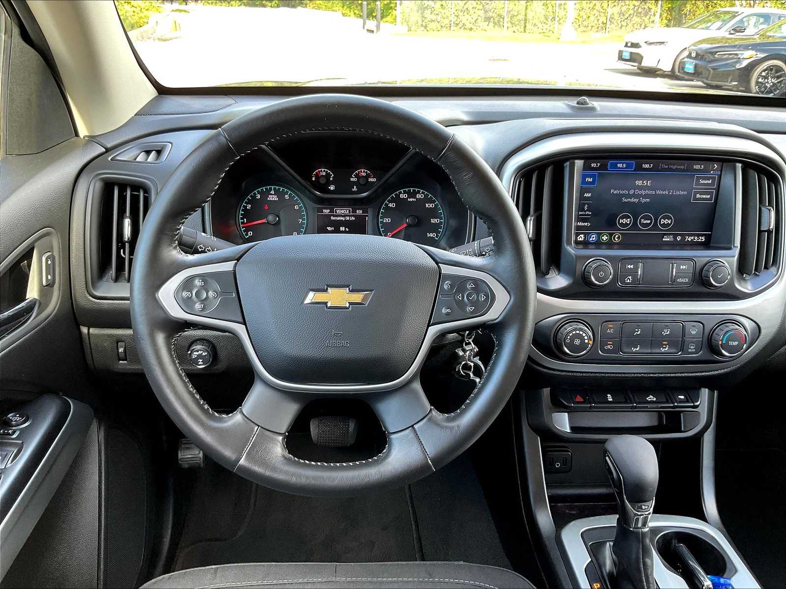 2022 Chevrolet Colorado 4WD LT - Photo 30