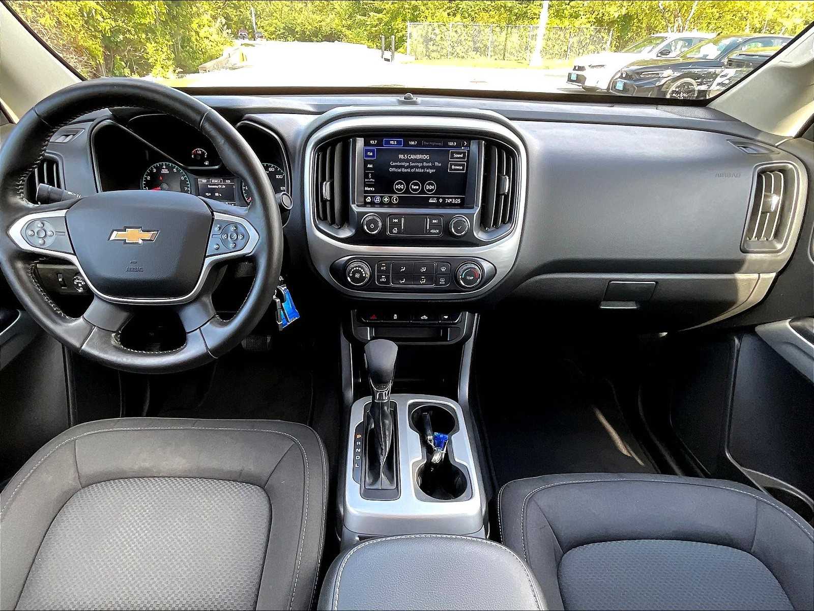 2022 Chevrolet Colorado 4WD LT - Photo 34