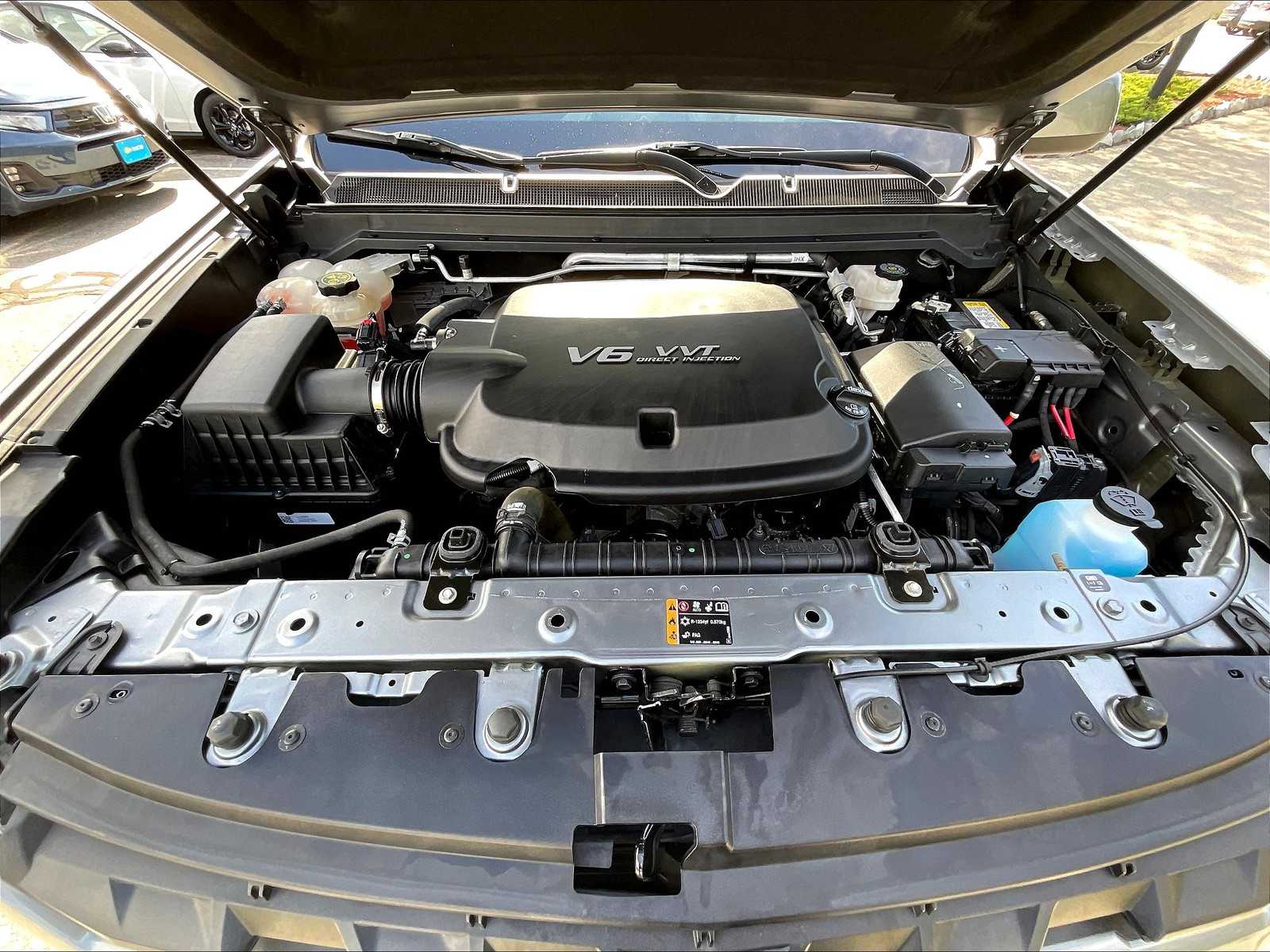 2022 Chevrolet Colorado 4WD LT - Photo 41