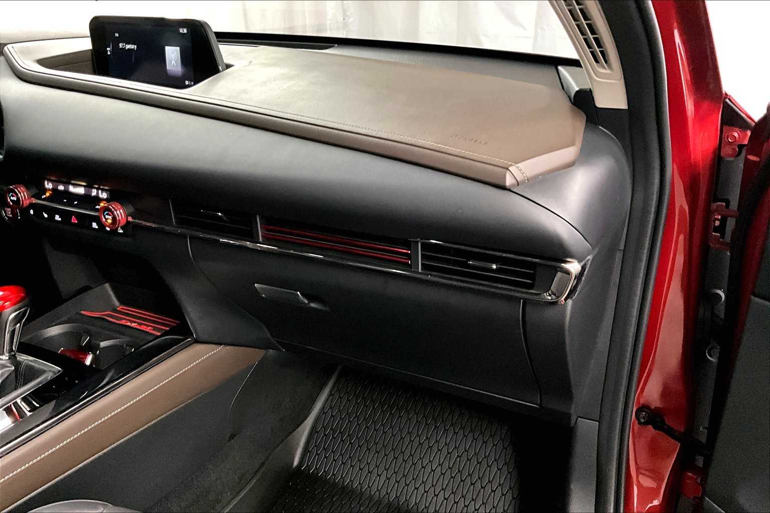 2022 Mazda CX-30 2.5 Turbo Premium Package - Photo 13