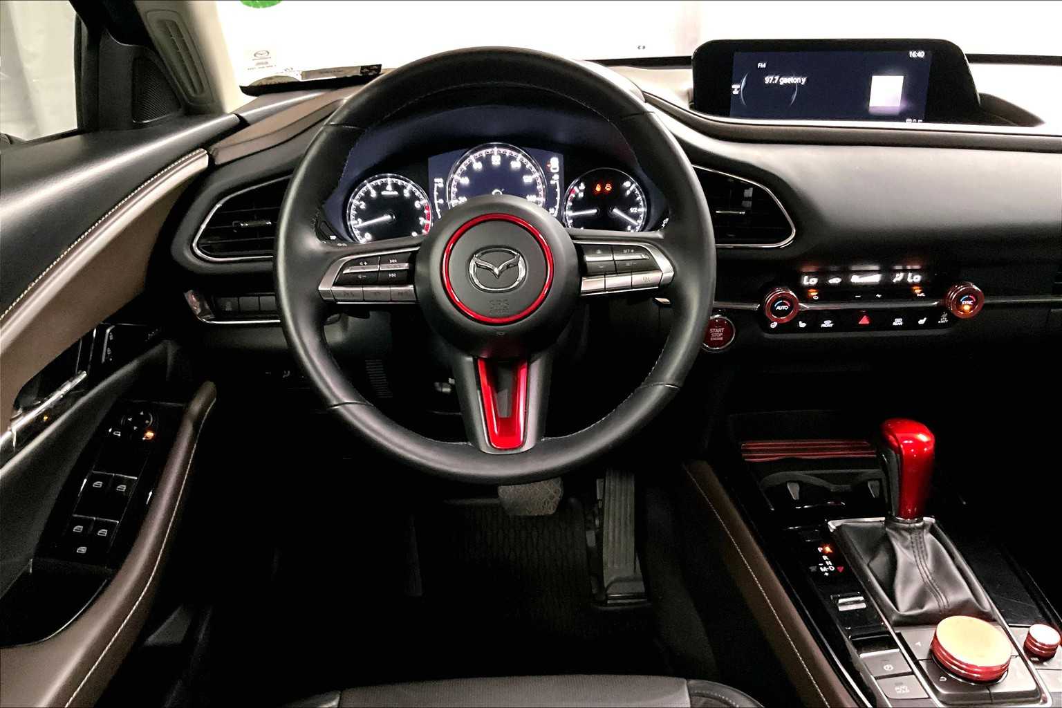 2022 Mazda CX-30 2.5 Turbo Premium Package - Photo 17