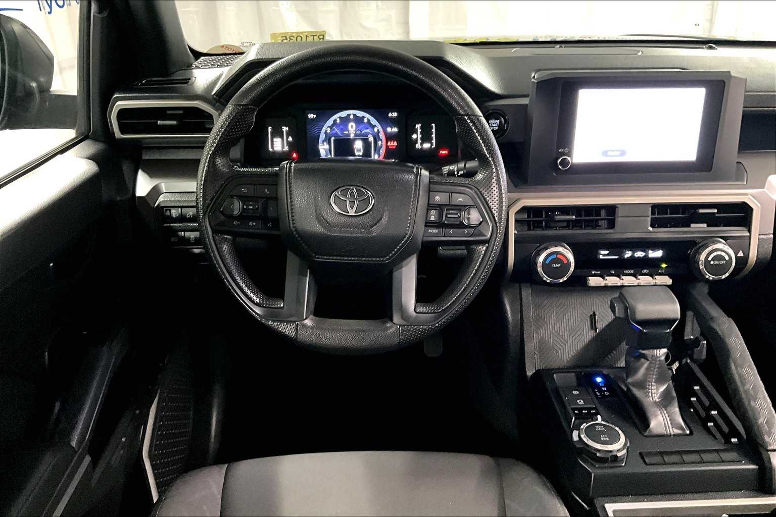 2024 Toyota Tacoma SR5 - Photo 17