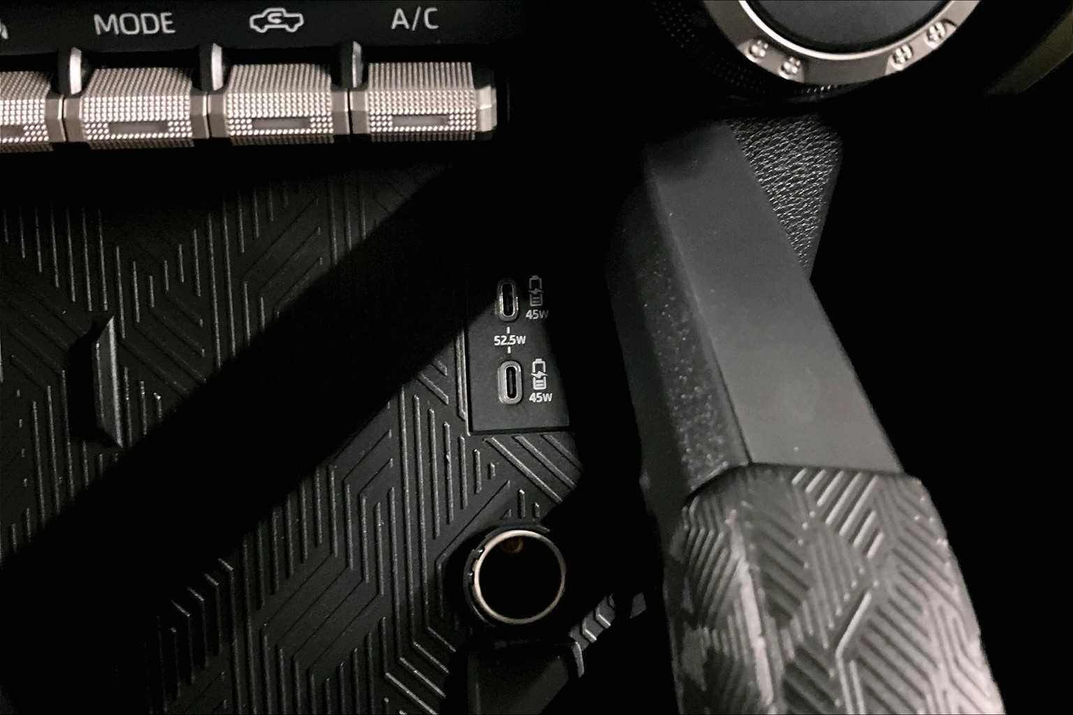 2024 Toyota Tacoma SR5 - Photo 26