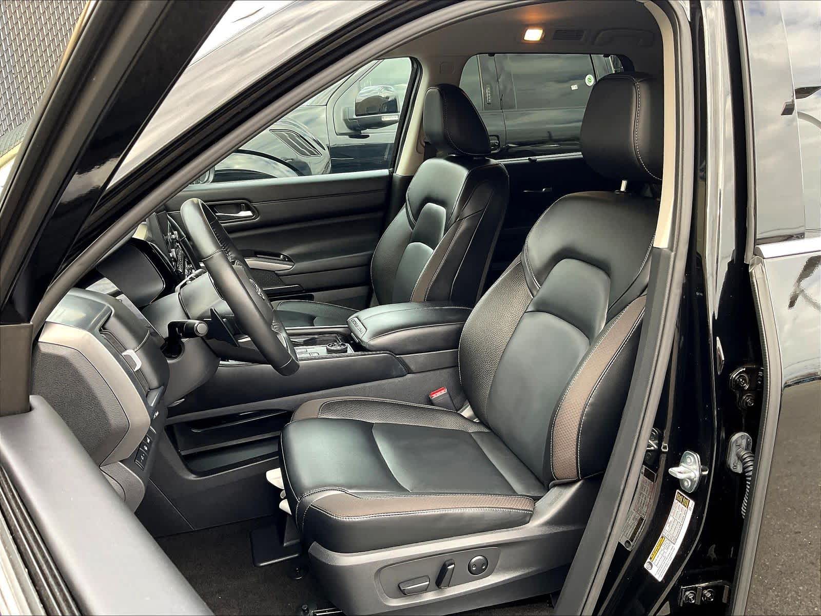 2023 Nissan Pathfinder SL - Photo 10