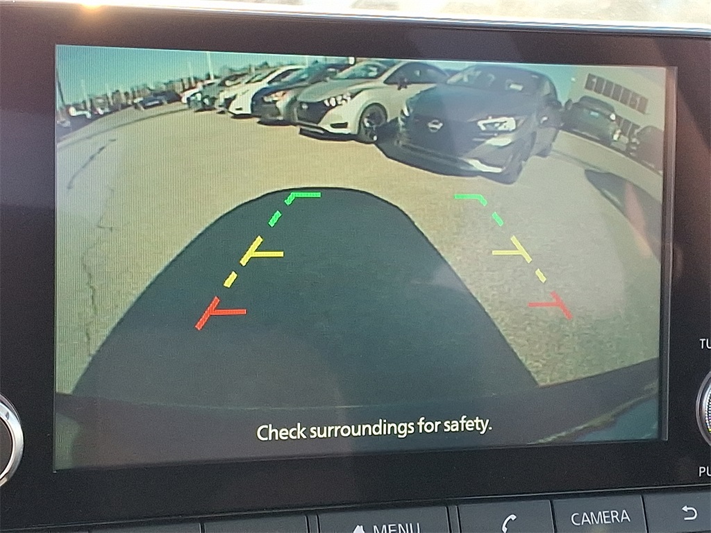 2025 Nissan Sentra SV - Photo 13