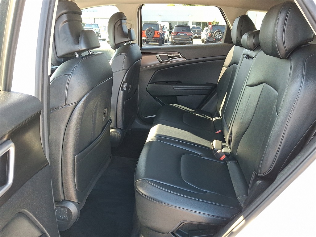 2023 Kia Sportage Hybrid EX - Photo 11