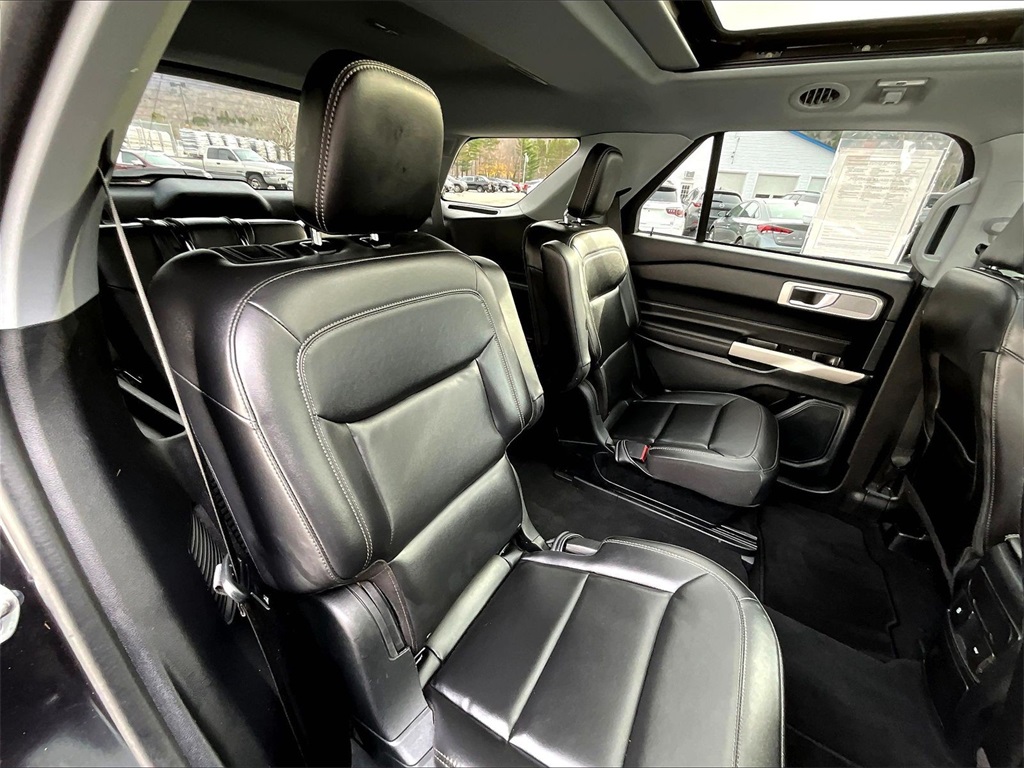 2023 Ford Explorer XLT - Photo 16