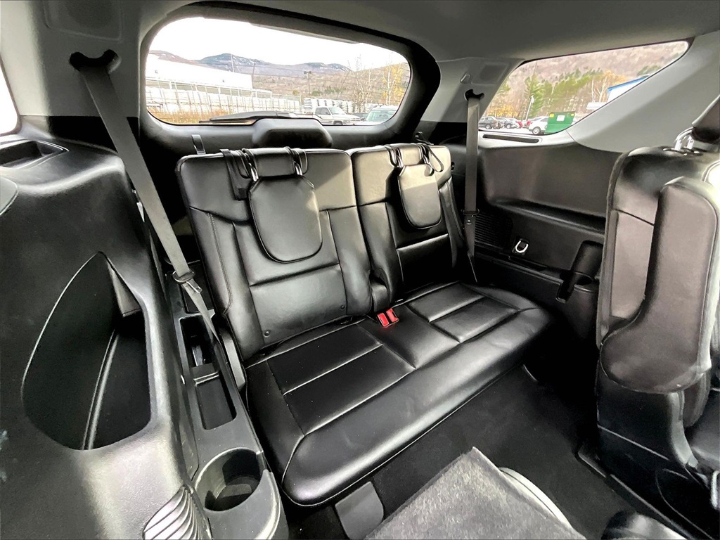 2023 Ford Explorer XLT - Photo 17