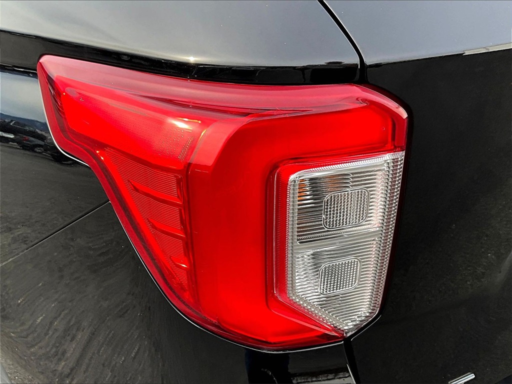 2023 Ford Explorer XLT - Photo 34