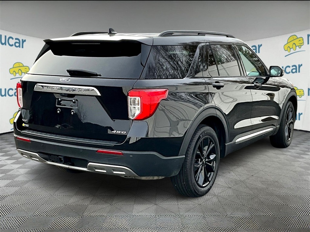 2023 Ford Explorer XLT - Photo 6