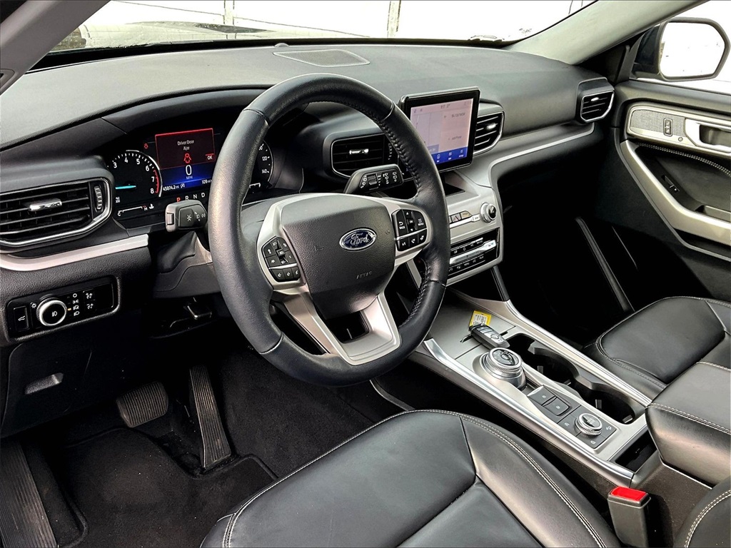 2023 Ford Explorer XLT - Photo 8