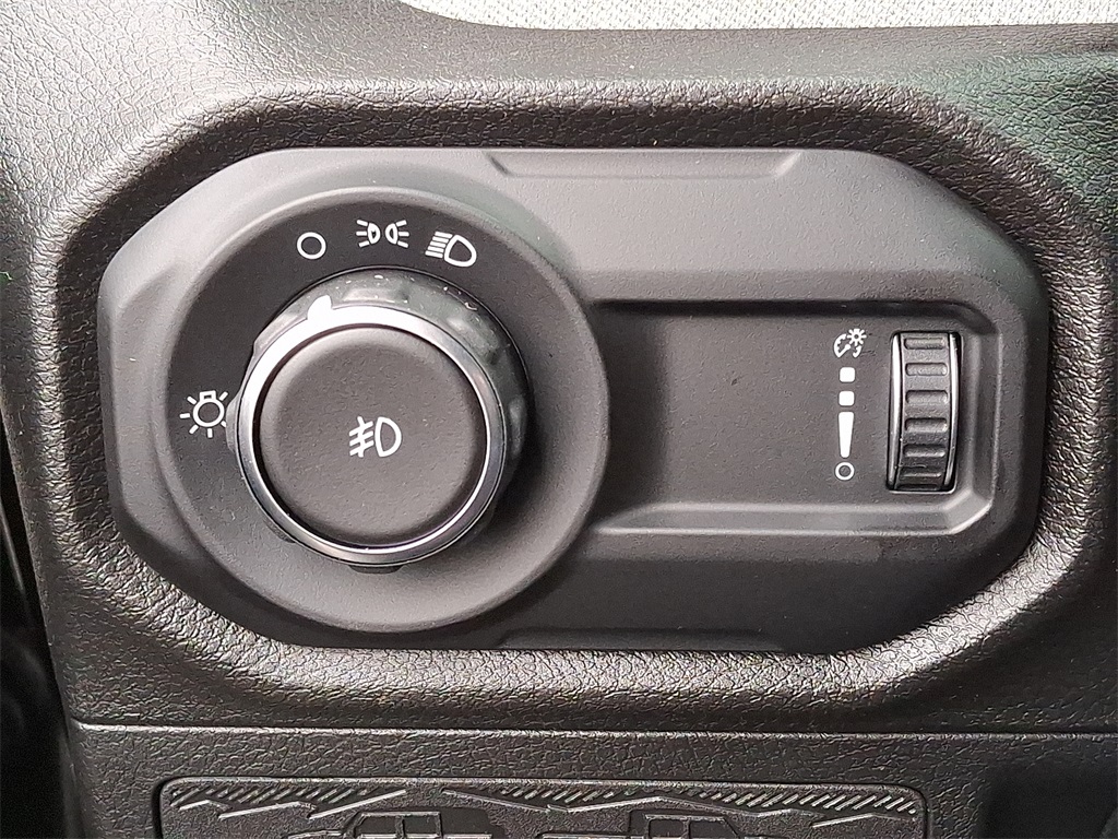 2026 Jeep Wrangler Sport - Photo 16