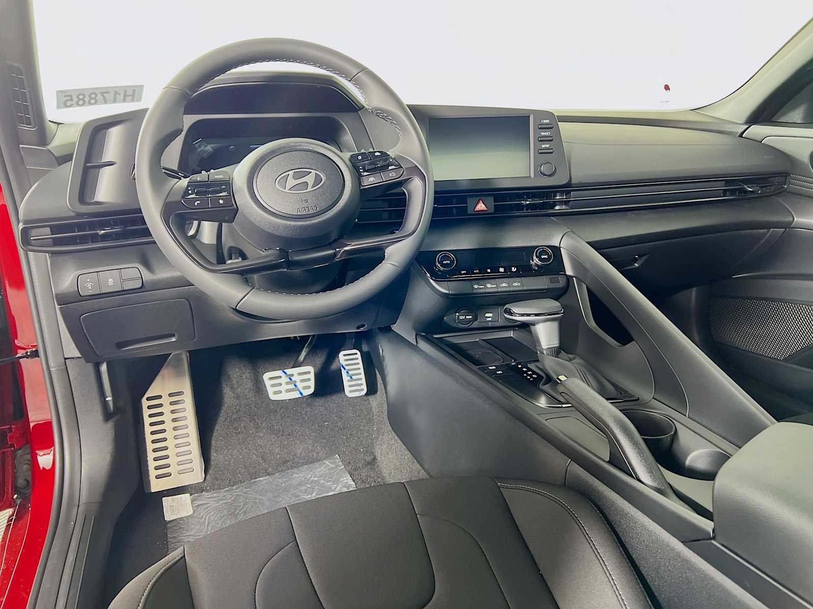 2025 Hyundai Elantra SEL Sport - Photo 6