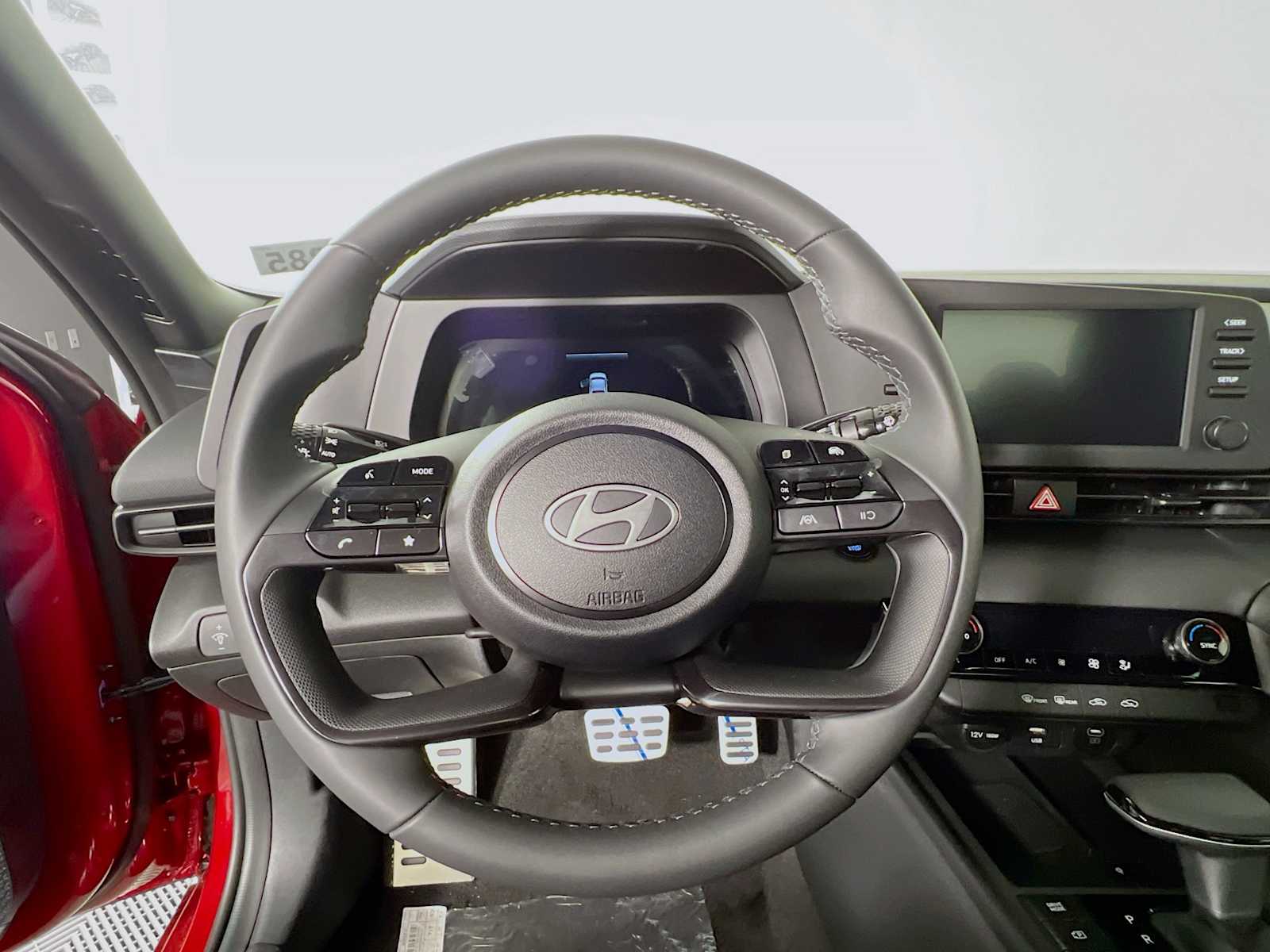 2025 Hyundai Elantra SEL Sport - Photo 7