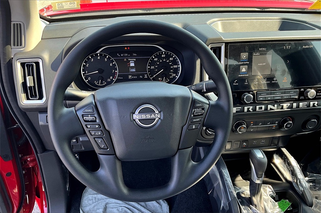 2025 Nissan Frontier SV - Photo 17