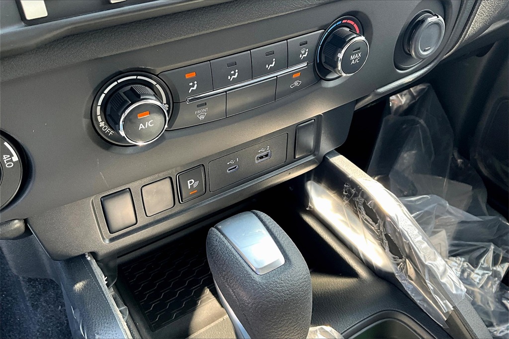 2025 Nissan Frontier SV - Photo 27