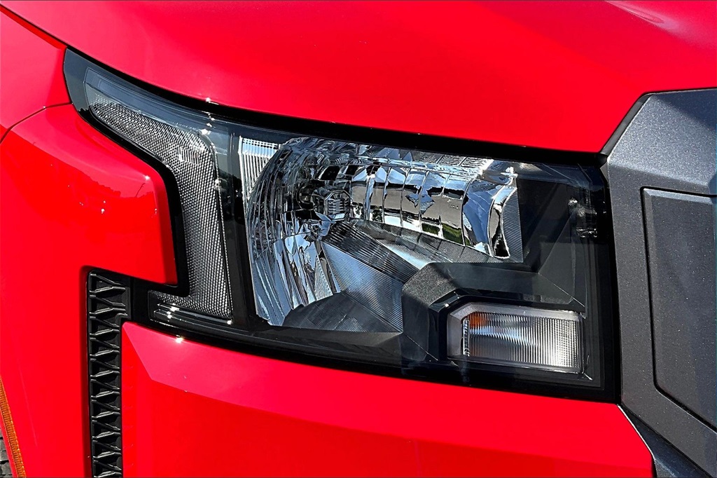 2025 Nissan Frontier SV - Photo 33