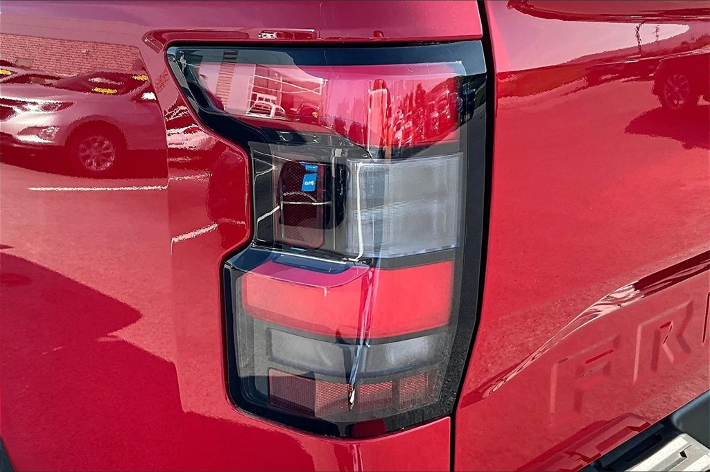 2025 Nissan Frontier SV - Photo 34