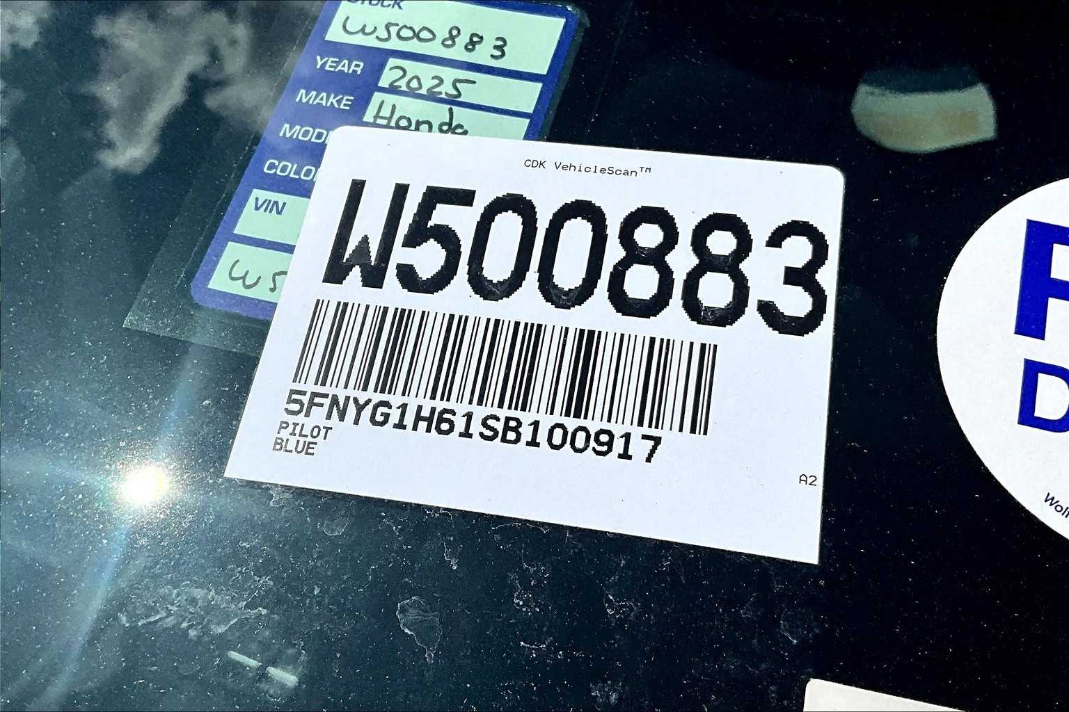 2025 Honda Pilot TrailSport - Photo 18