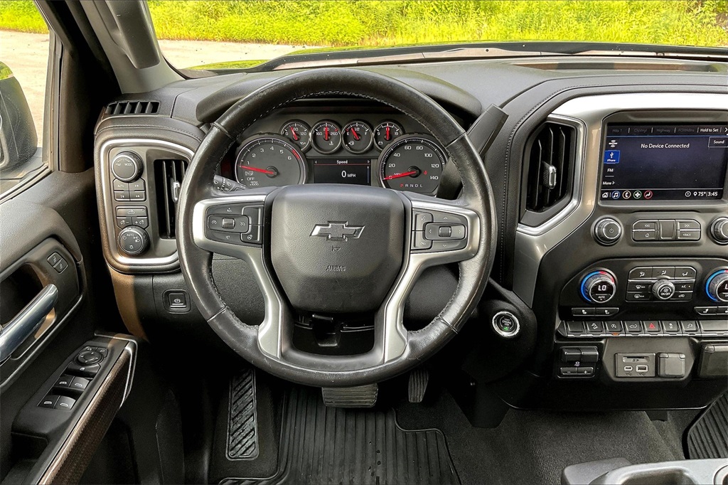 2020 Chevrolet Silverado 1500 LT - Photo 17