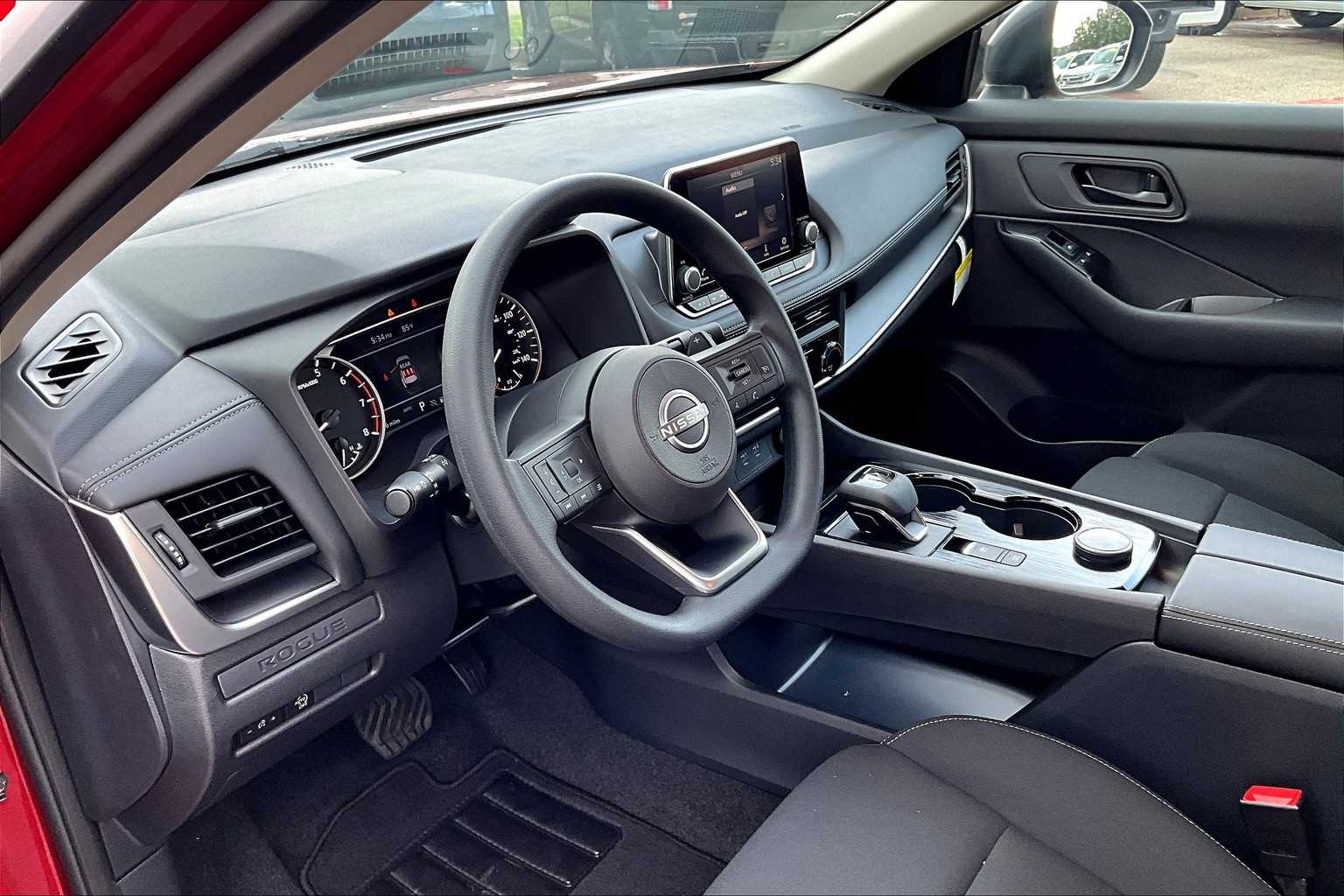 2024 Nissan Rogue S - Photo 9