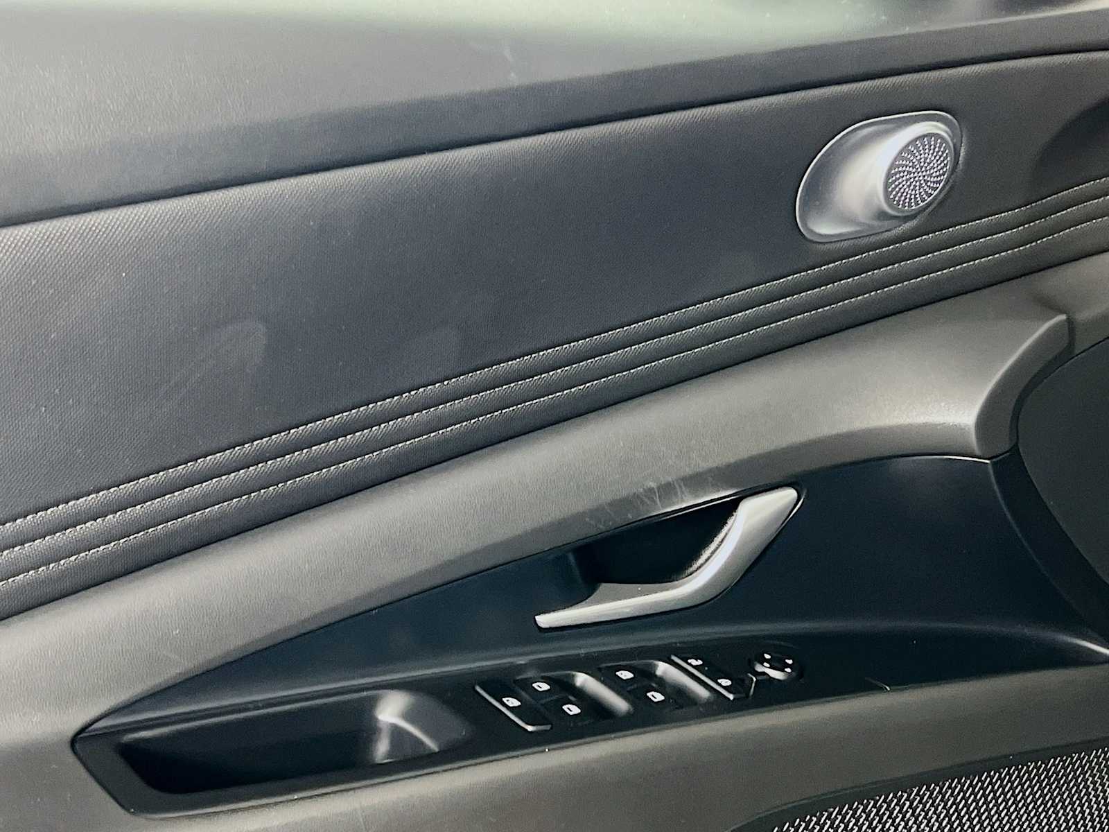 2024 Hyundai Elantra SEL - Photo 18