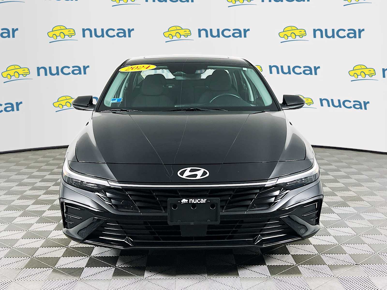 2024 Hyundai Elantra SEL - Photo 2