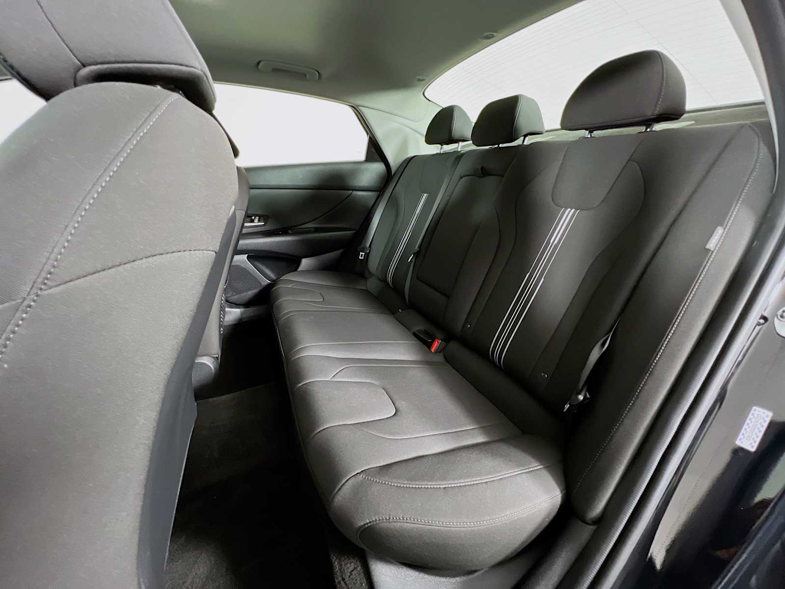 2024 Hyundai Elantra SEL - Photo 26