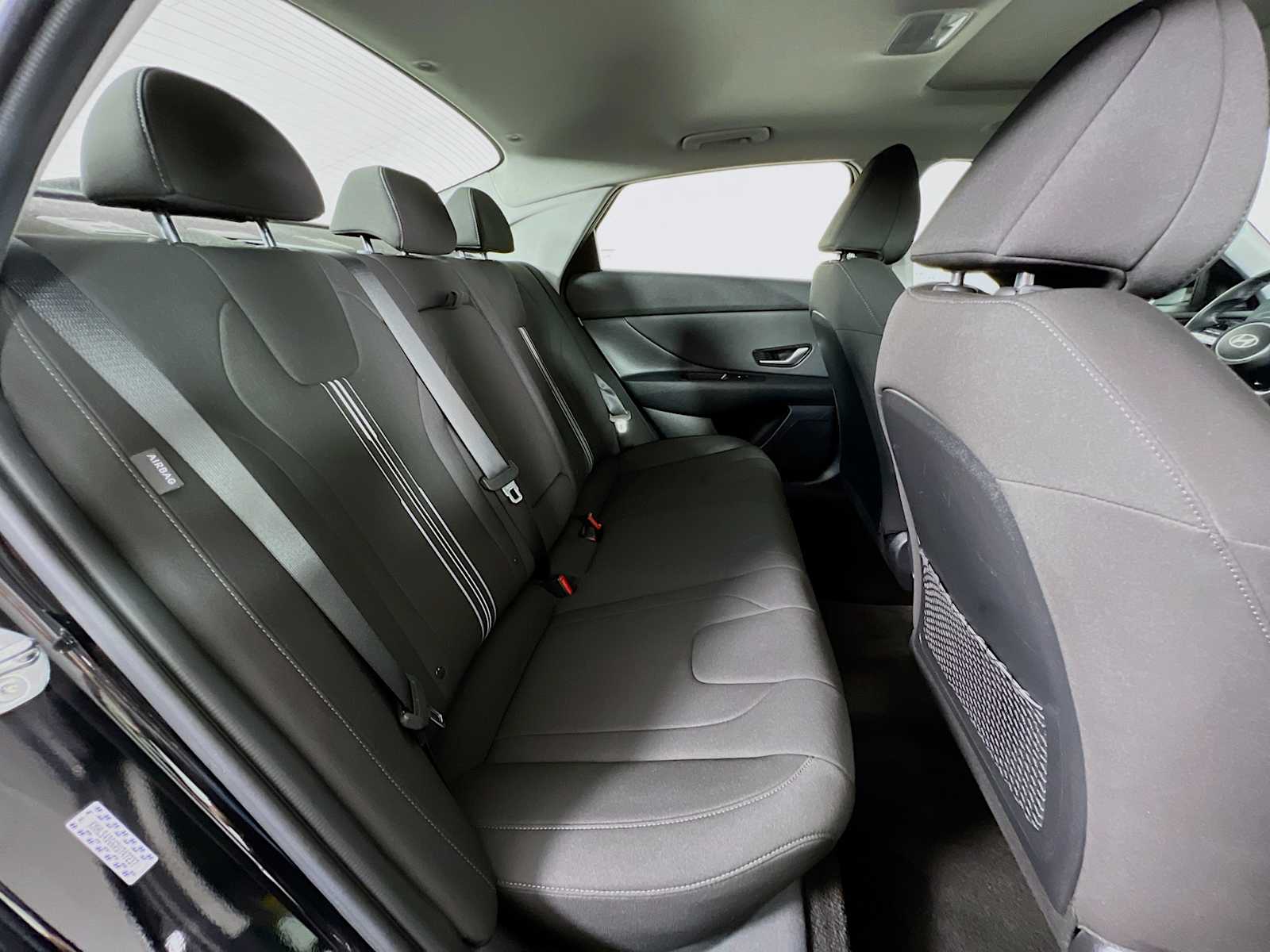 2024 Hyundai Elantra SEL - Photo 28