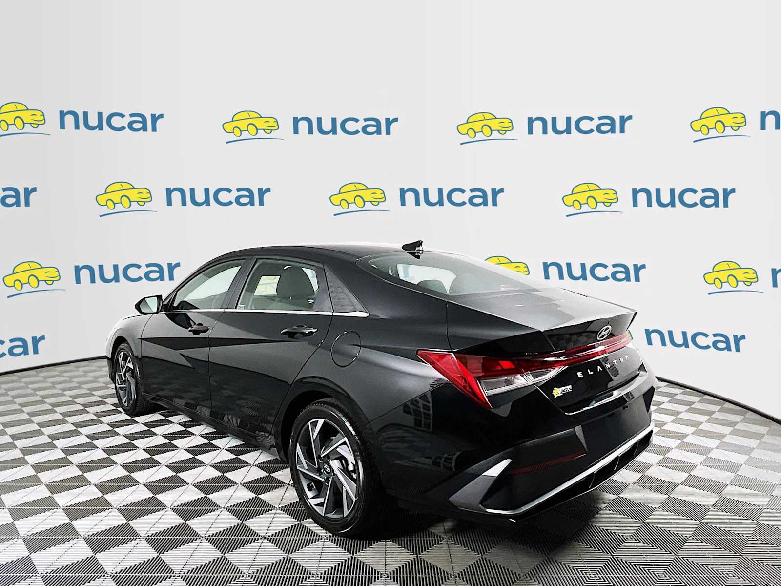 2024 Hyundai Elantra SEL - Photo 5