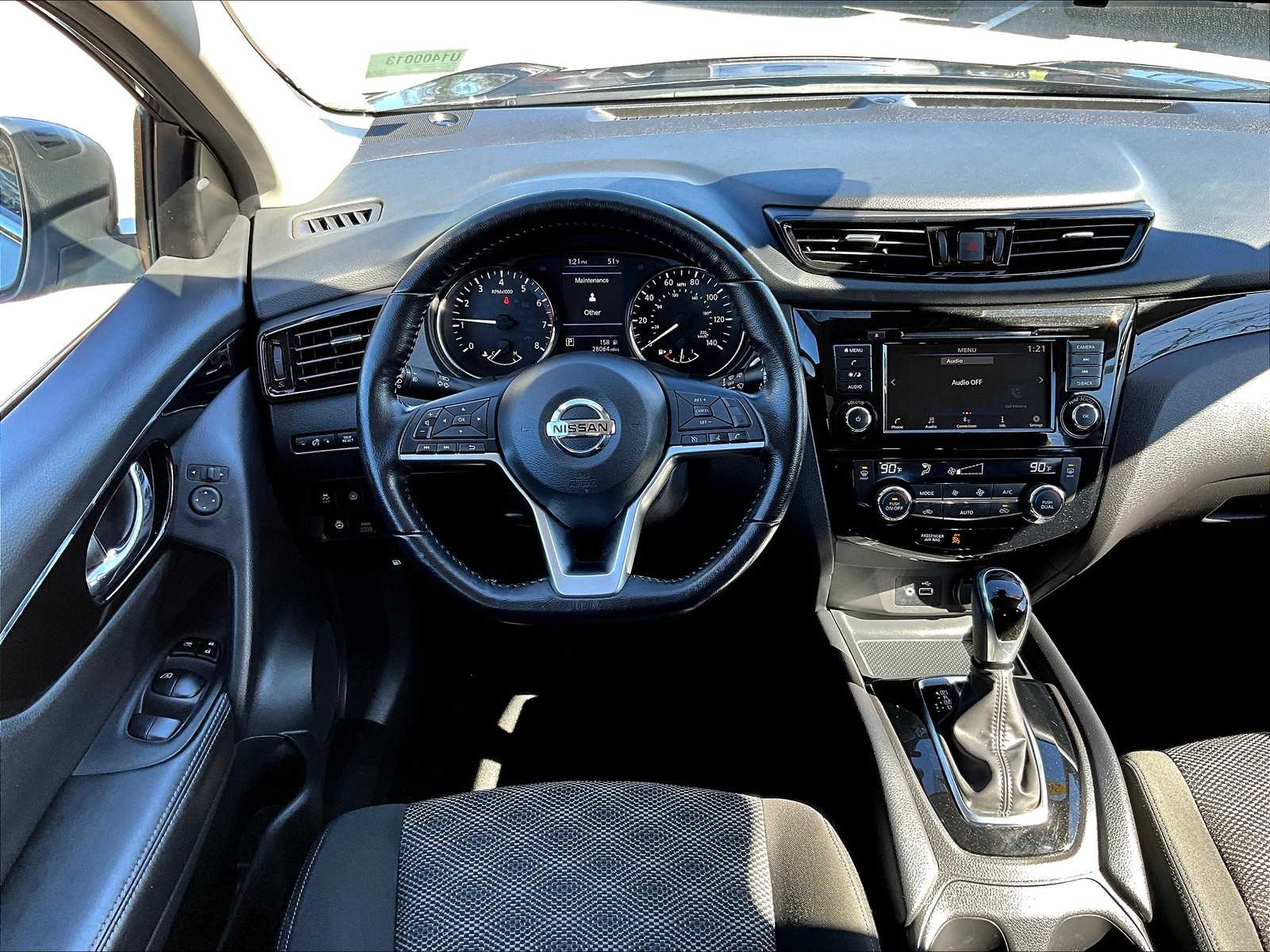 2021 Nissan Rogue Sport SV - Photo 17