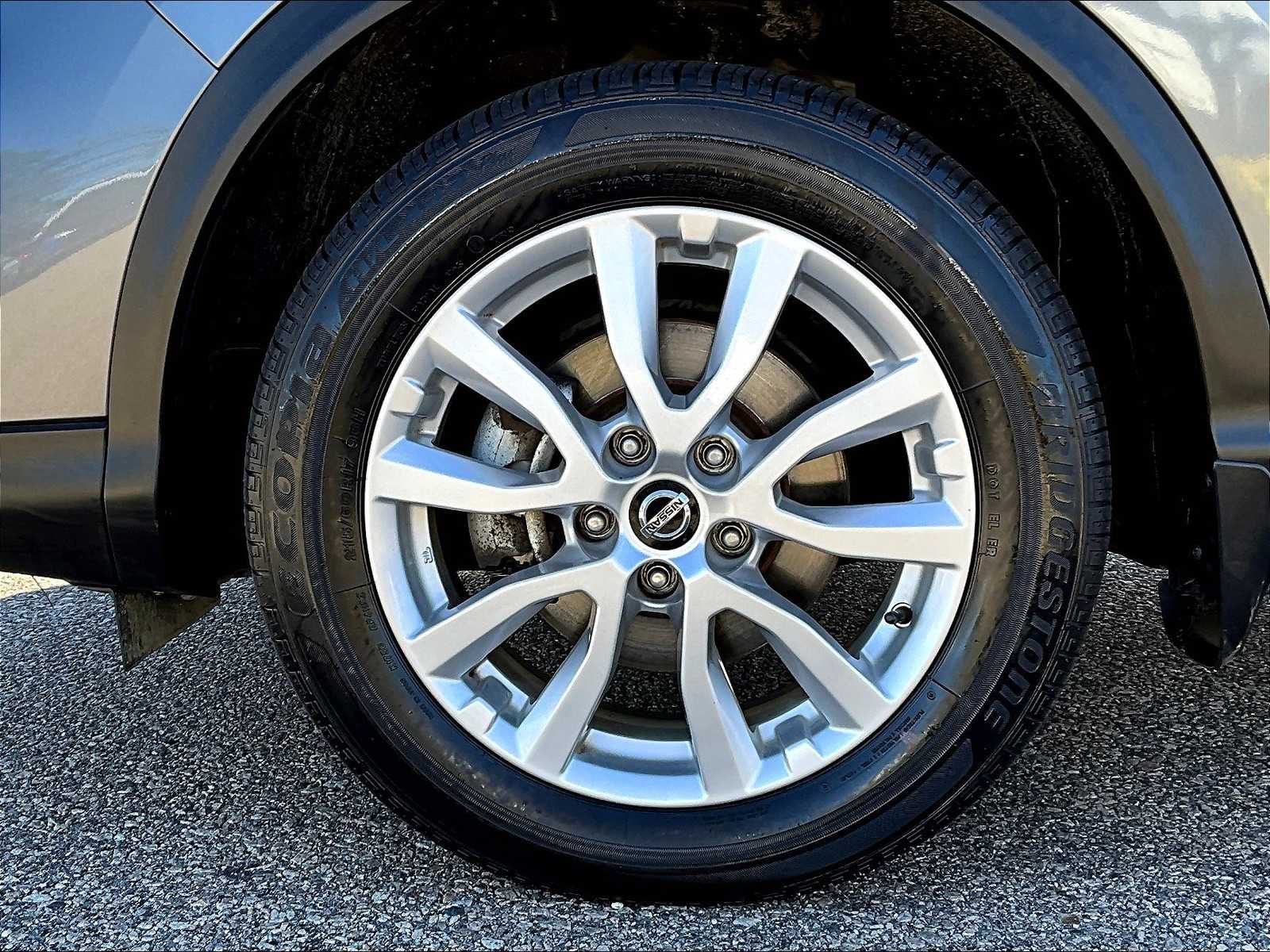 2021 Nissan Rogue Sport SV - Photo 7