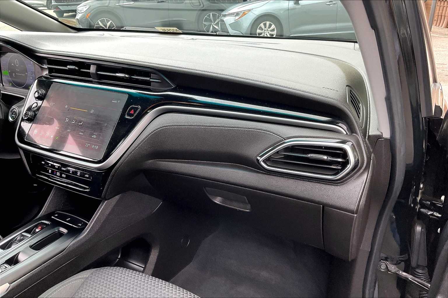 2023 Chevrolet Bolt EV 1LT - Photo 13