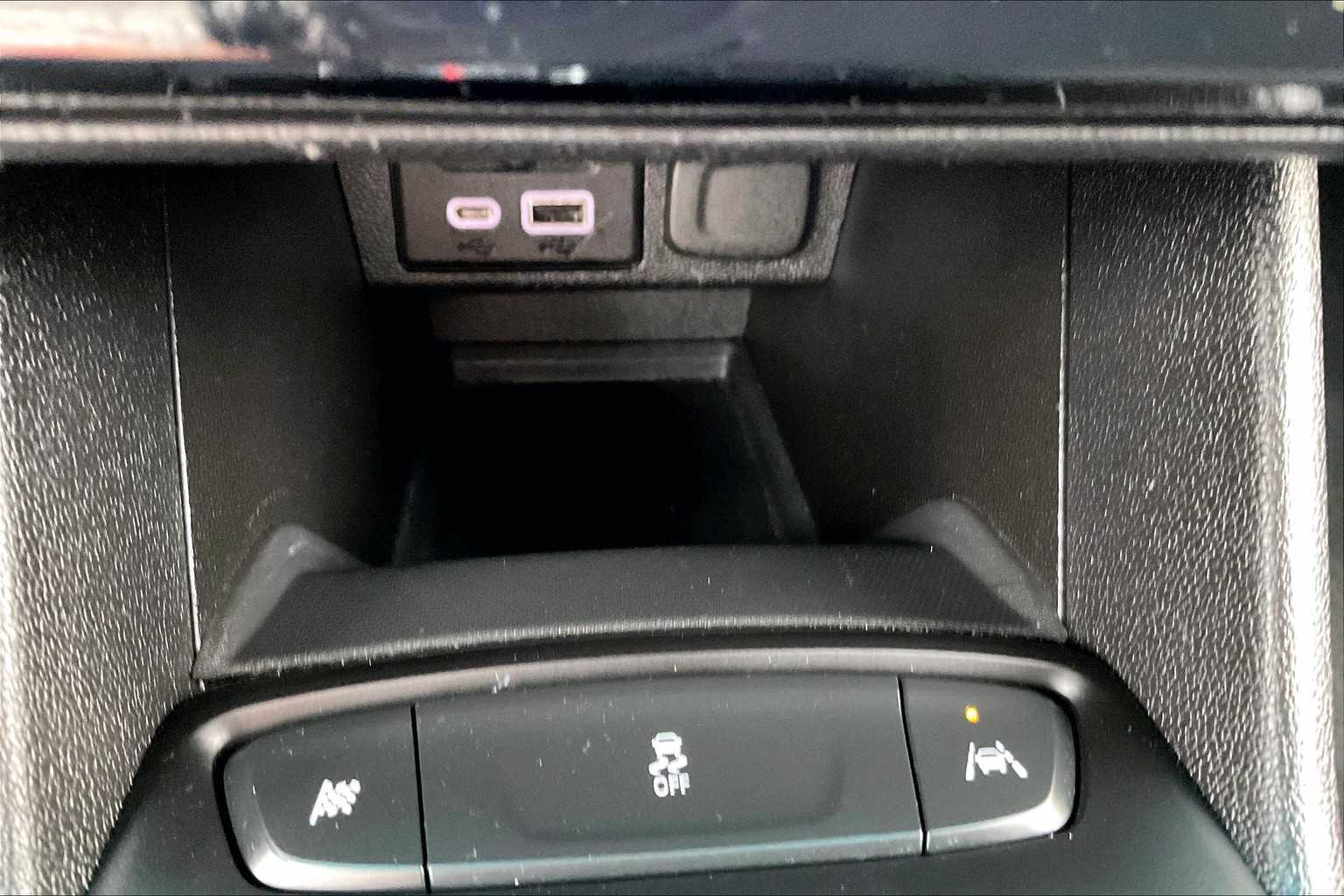 2023 Chevrolet Bolt EV 1LT - Photo 26