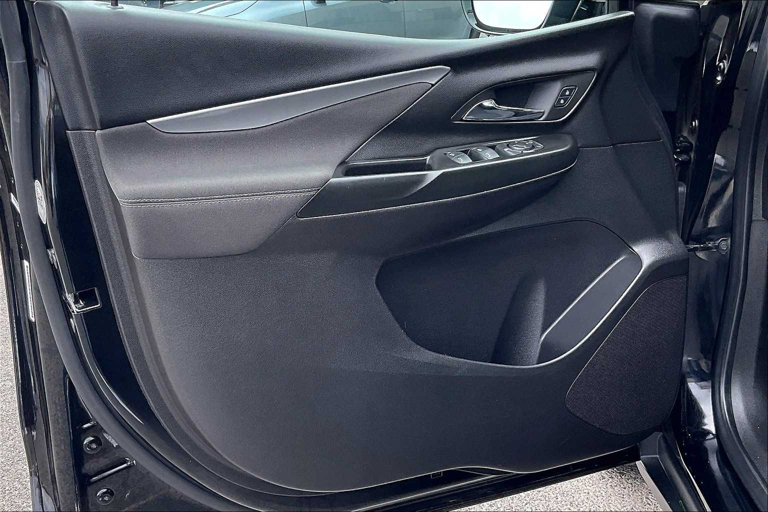 2023 Chevrolet Bolt EV 1LT - Photo 9