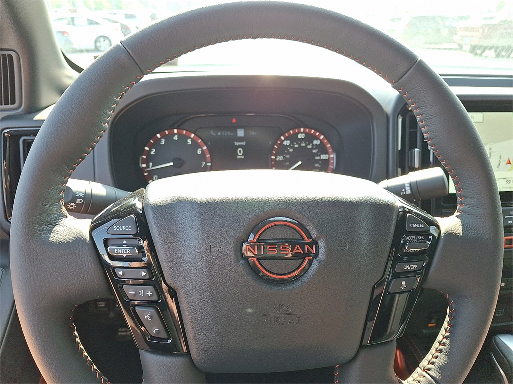 2025 Nissan Frontier PRO-4X - Photo 15