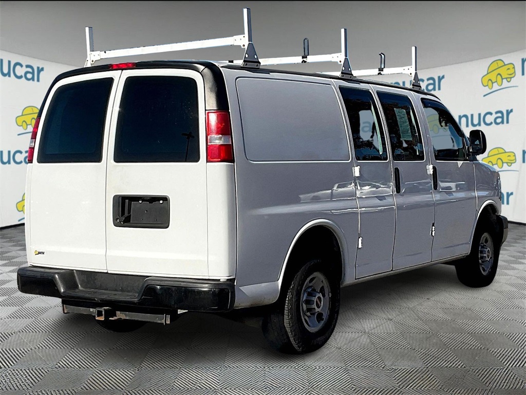 2017 GMC Savana 2500 Work Van - Photo 6