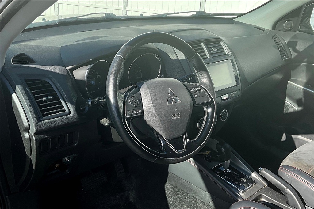 2018 Mitsubishi Outlander Sport SE - Photo 8