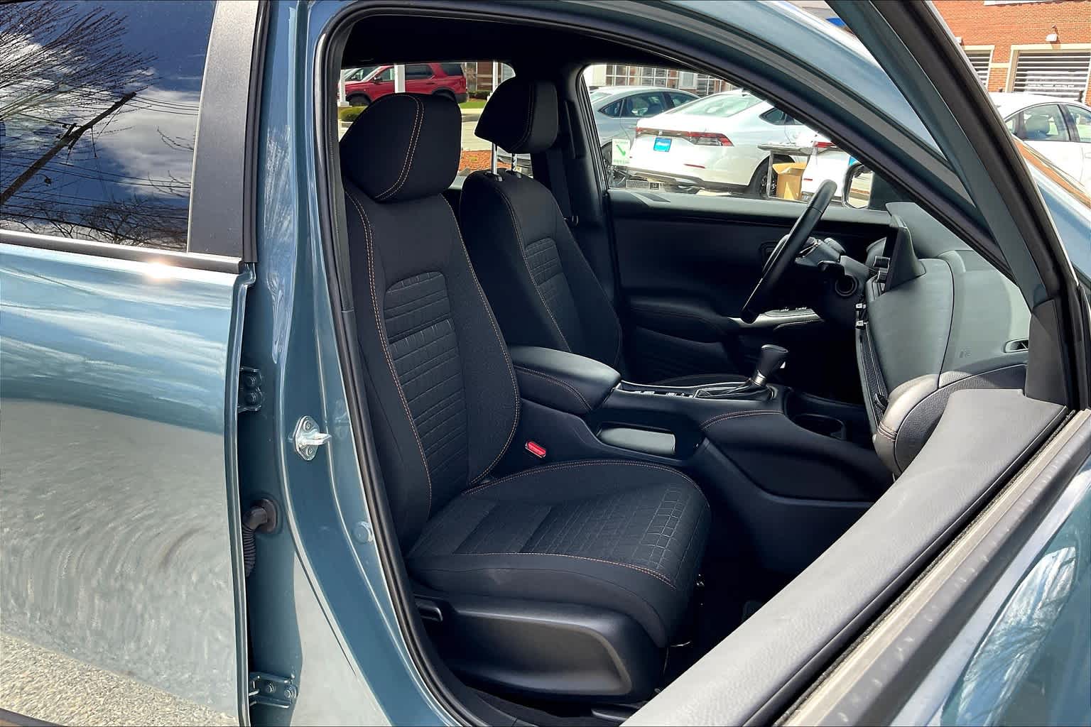 2025 Honda HR-V Sport - Photo 11