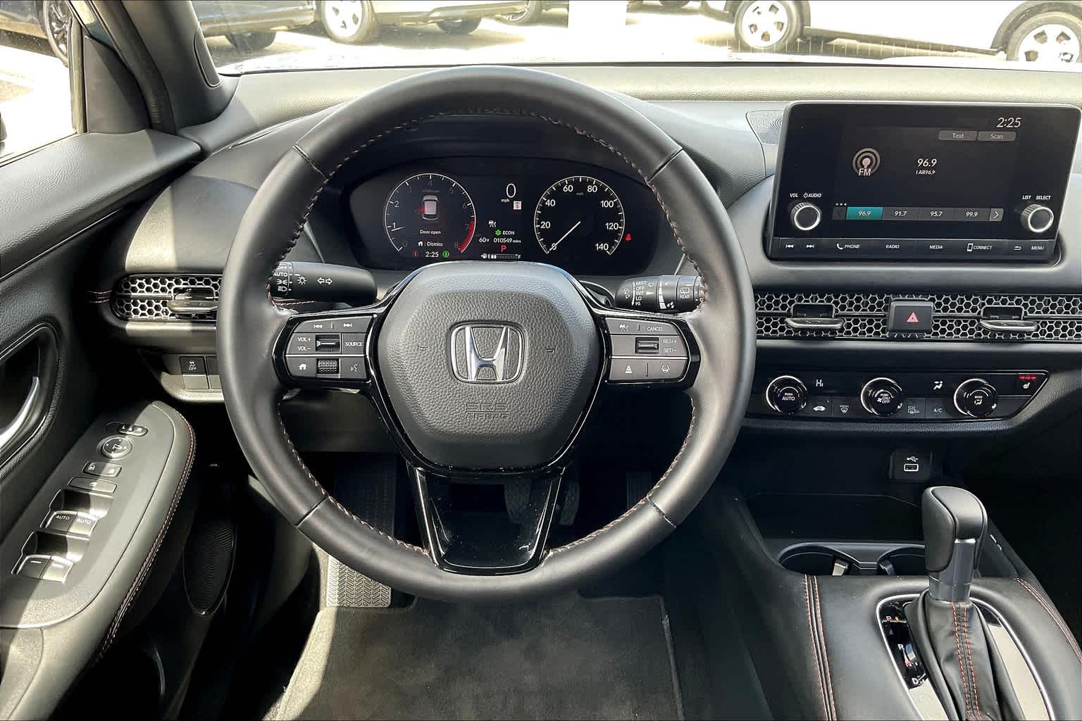 2025 Honda HR-V Sport - Photo 17